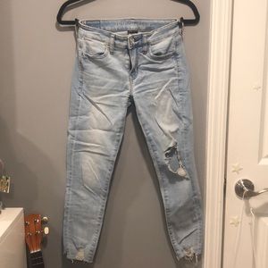 Low rise jeans
